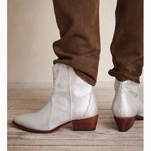 Free People New Frontier Western Boot. Worn only one time !